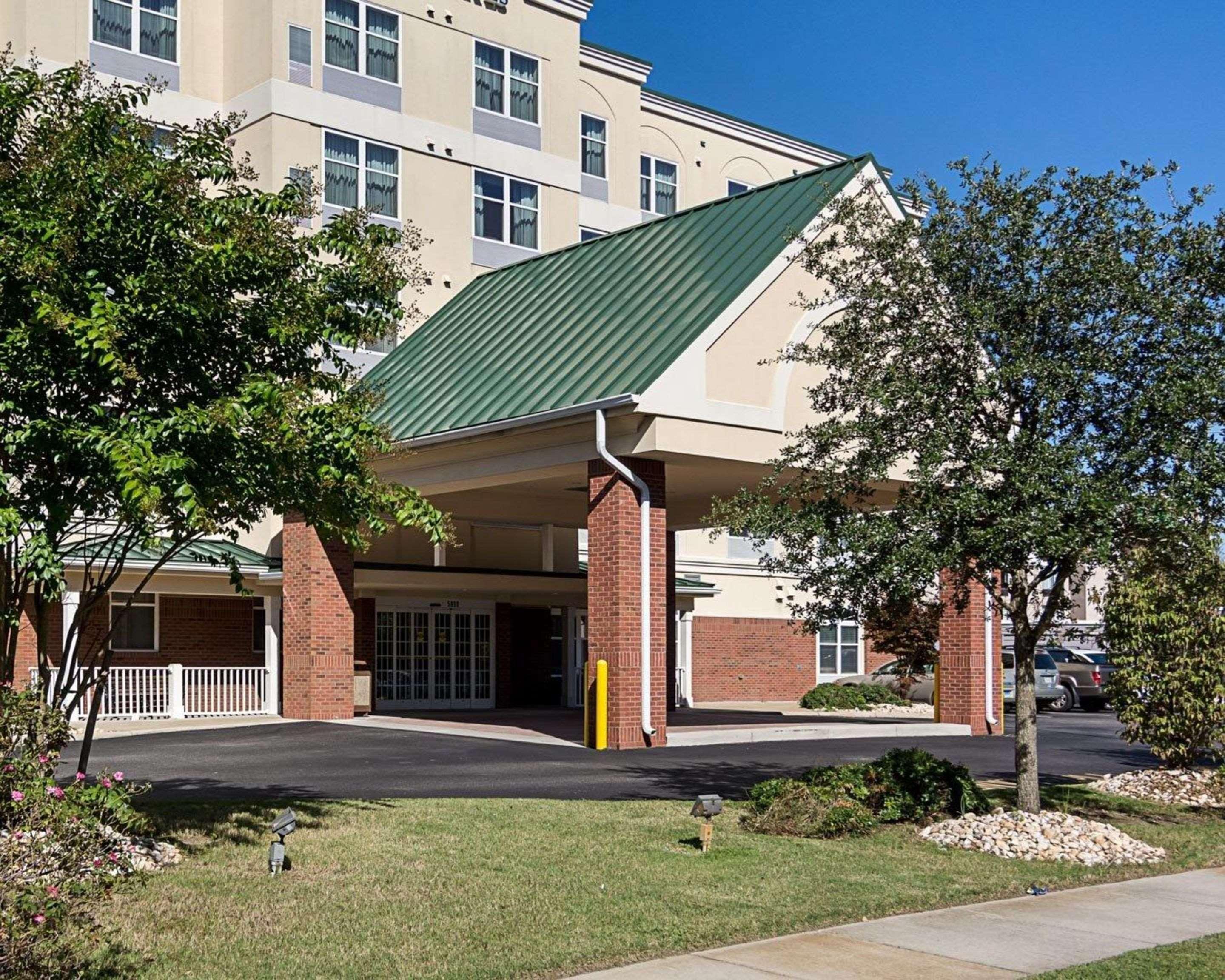 Comfort & Virginia - Norfolk Airport Hotel Virginia Beach
